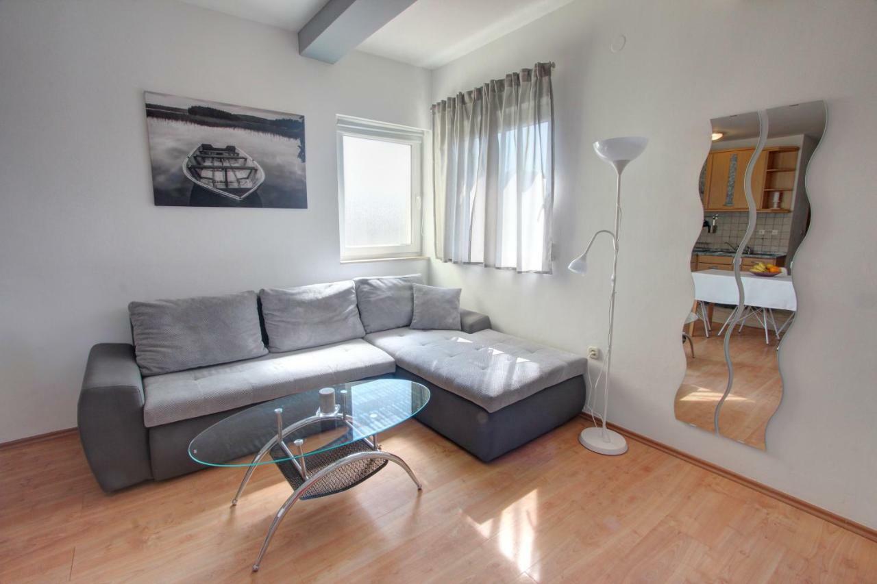 Apartman Пула Экстерьер фото